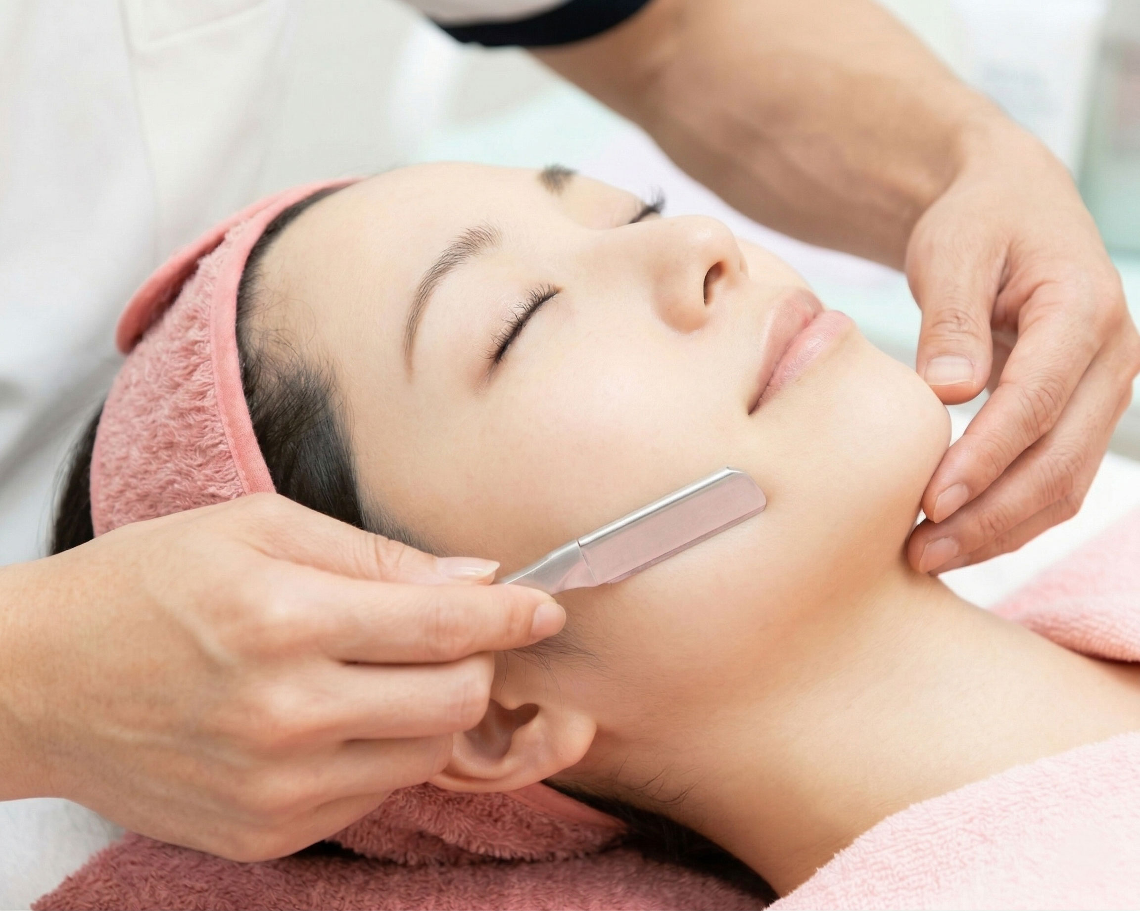 女性顔剃り・癒しメニュー